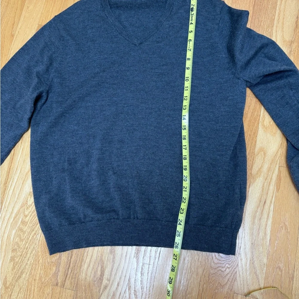 J. Crew Charcoal V-Neck Sweater Size XL Preppy Collegiate